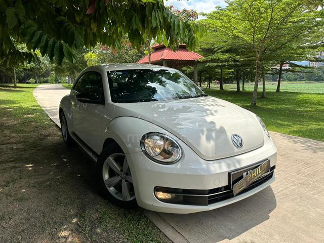 2013 VOLKSWAGEN BEETLE 1.4 Masih Boleh Loan Lagi!! - 3