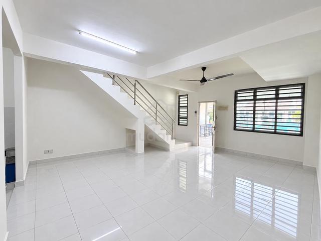 Rumah Untuk Disewa/Taman Pulai Indah/UTM/Skudai/Landed House 1