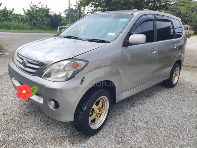 Toyota AVANZA 1.3  (M) - 2