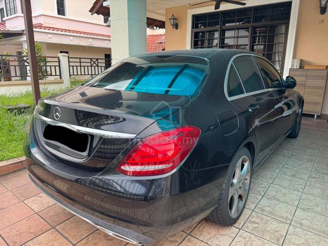 2017 Mercedes Benz C200 2.0 AVANTGARDE (CBU) (A) - 2