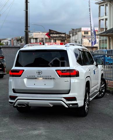 2023 Toyota LANDCRUISER 3.5 ZX (A) - 4