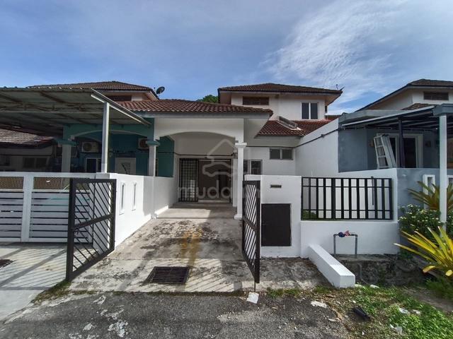 RUMAH CANTIK TERJAGA, Single Storey Terrace MAHKOTA IMPIAN Puncak Alam 1