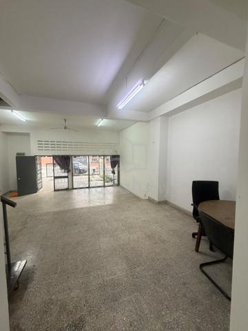 Eng Ann Meru 2 Storey House, 20x80ft,4 Room 3 Toilet, Klang 1