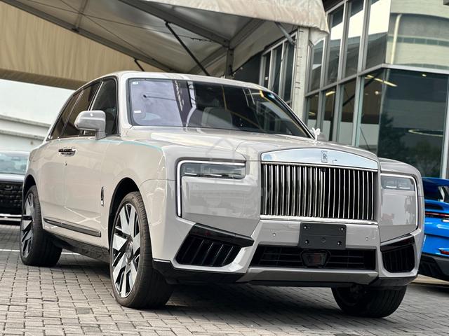 2025 Rolls Royce CULLINAN 6.7 V12 AWD Series 2 - 3
