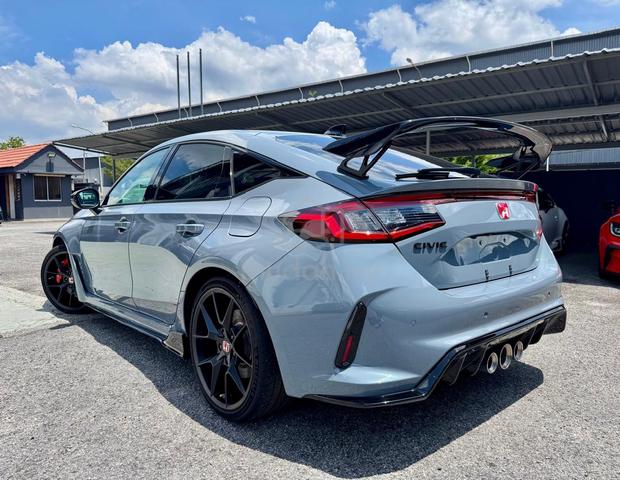 2023 Honda CIVIC 2.0 TYPE R FL5 (M) 2K+KM GRADE 5A - 2