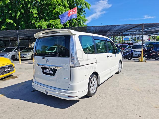 2013 Nissan SERENA FULL SPEC 2.0 (AUTO) - 3