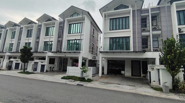 Andira Park 3 Storey House Bandar Bukit Puchong 1