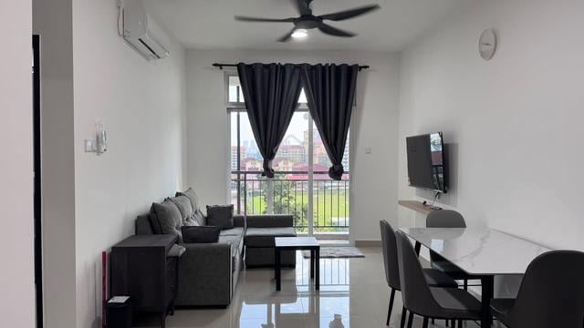 Trellis Residences 1