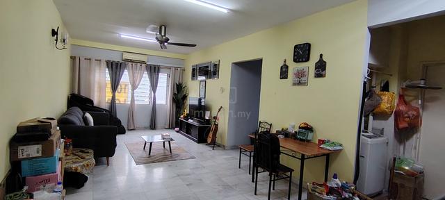 Putra Permai Block B 1