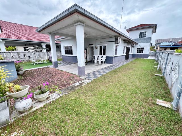 RUMAH CANTIK 1.5 Storey Bungalow Taman Tuanku Jaafar Senawang 1