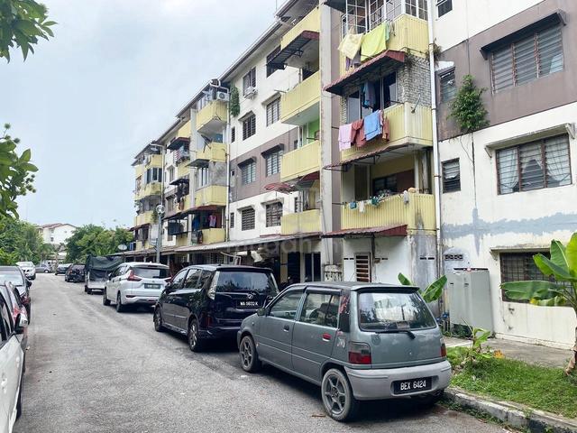 Flat PKNS Seksyen 1 Bangi 1