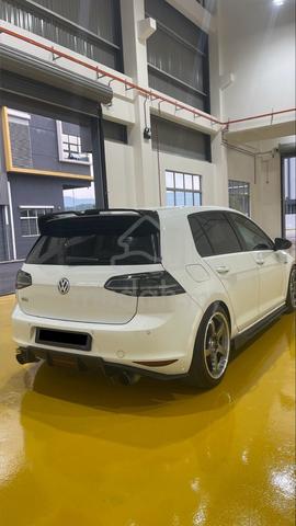 2013 Volkswagen GOLF Mk7 2.0 GTi TSI (A) - 4