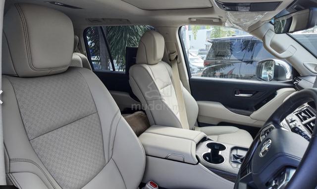 2024 Toyota LANDCRUISER 3.4 ZX FJA300W (A) - 4