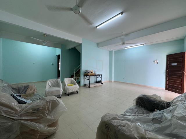 (NEGOTIABLE) Kampung Tengah, Kuantan. 4
