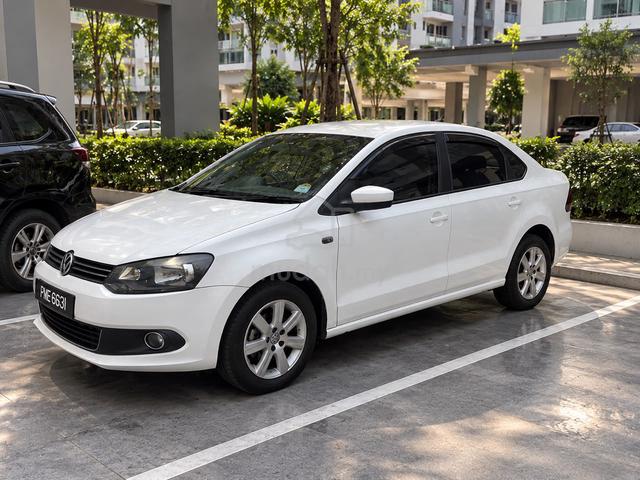 2015 Volkswagen POLO 1.6 FACELIFT (A) - 1