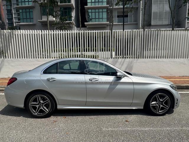 2020 Mercedes Benz C200 2.0 AMG LINE (A) One Owner - 4