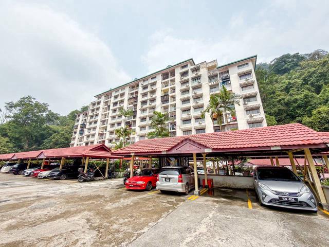 Desa View Towers Apartment 1
