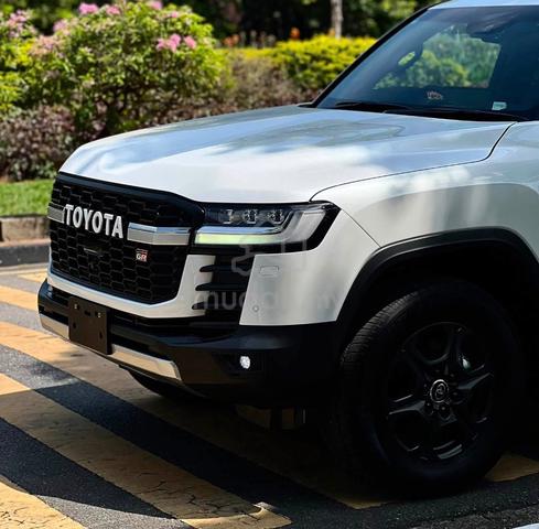 2023 Toyota LANDCRUISER 3.4 GR SPORT (A) - 2