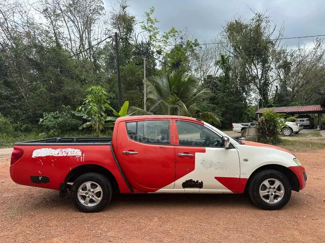 2014 Mitsubishi TRITON 2.5 4X2 Turbo (M) - 4