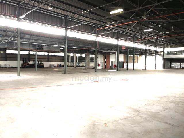 Near Main Road Warehouse Senawang Industrial Estate 2