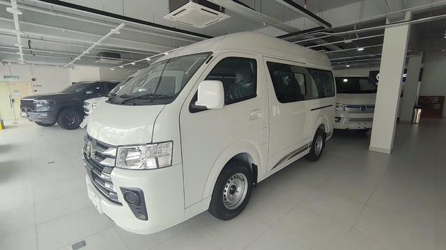 Foton VIEW 2.0 C2 WINDOW VAN 10 SEATS - 1