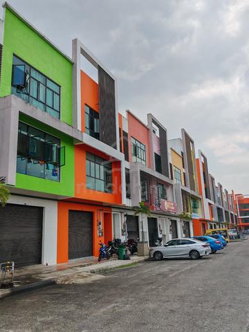 3 Storey Shop @ Taman Nusantara Prima Gelang Patah 1