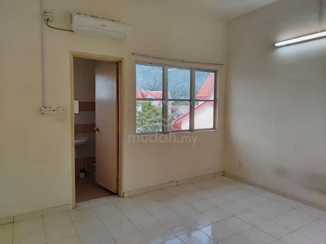 Alpine Village Apartment 4