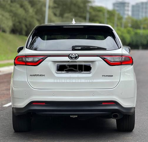 2018 Toyota HARRIER 2.0 LUXURY (A) Local Spec - 4