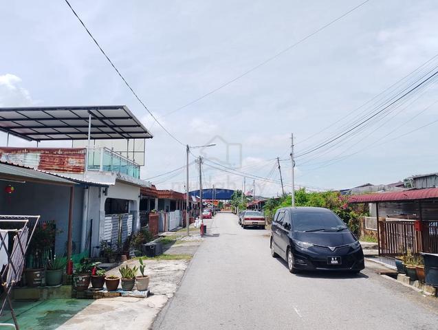Rumah Teres Pekan Tg Karang Untuk Dijual 1