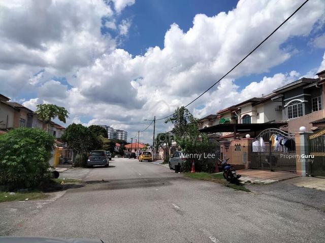 2 Storey Terrace at Puchong Taman Wawasan 3 for Sale 1