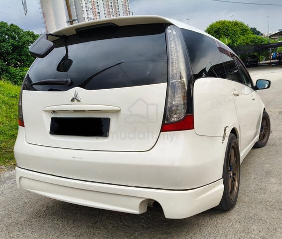 2005 Mitsubishi GRANDIS 2.4🔥SUNROOF LEATHER SEAT - 2
