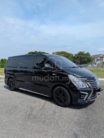 2018 Hyundai GRAND STAREX 2.5 ROYALE PREMIUM - 2