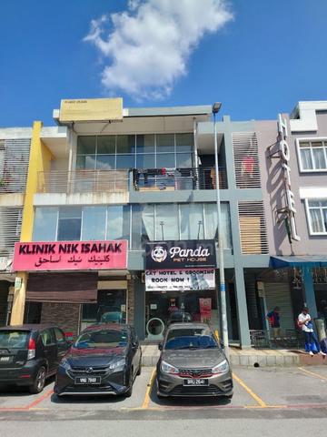 3 Storey Shoplot Seksyen 20, Shah Alam 1