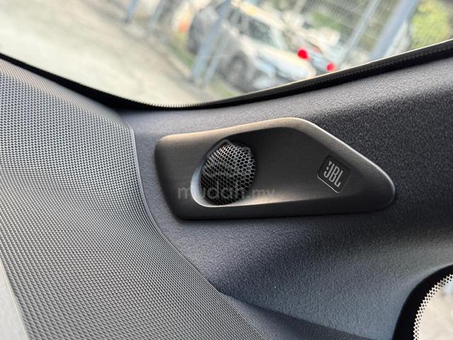 JBL / Black Interor Toyota VELLFIRE 2.4 Z PREMIER - 4