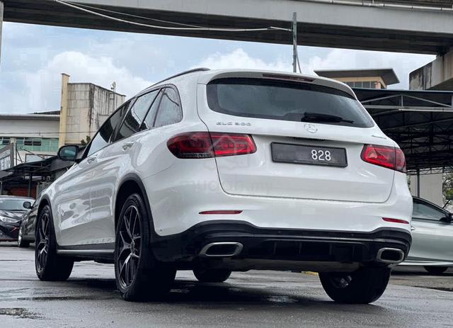 AMG LINE 2020 Mercedes Benz GLC300 2.0 4MATIC(A) - 2