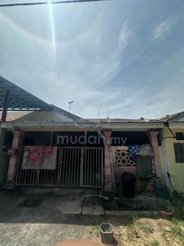 Teres setingkat taman murni paka 1