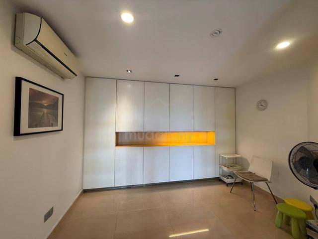 Straits View Condominium 1