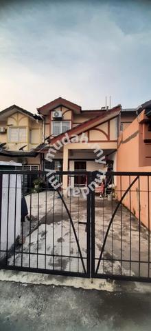Double Storey Terrace Taman Desa 7 Bandar Country Homes Rawang 1