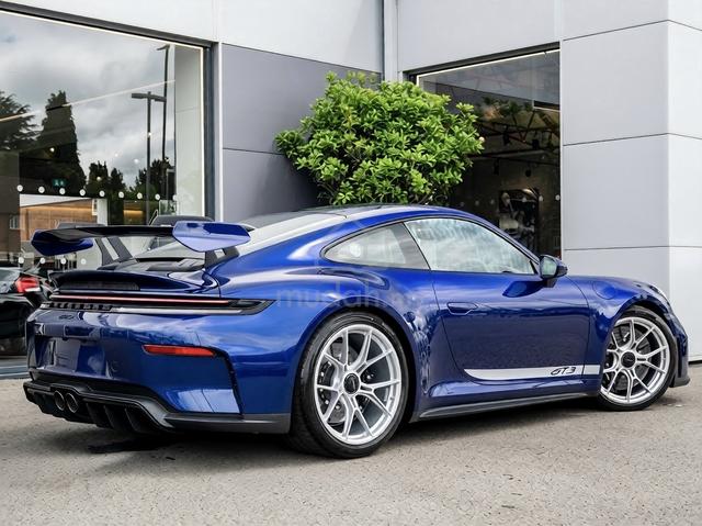 2025 Porsche 911 GT3 (992 II) MANUAL - 2
