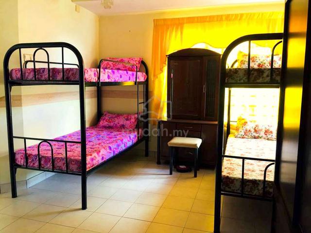 BILIK SEWA PEREMPUAN - APARTMENT MELUR & MAWAR - Near LRT 1