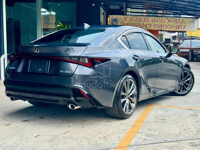 2022 Lexus IS 300 F SPORT 2.0 - 2K MIELAGE, 4.5A - 3