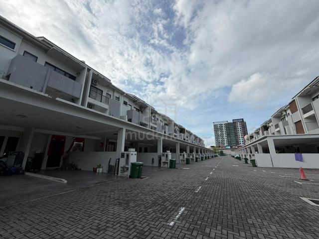 Gated guarded Ground floor townhouse Daya Maju Bukit Mertajam 1