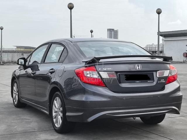 2013 Honda CIVIC 1.8 S (A) - 3