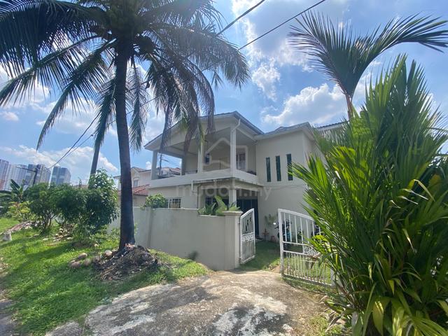 sell lower price Corner Lot Equine park 1