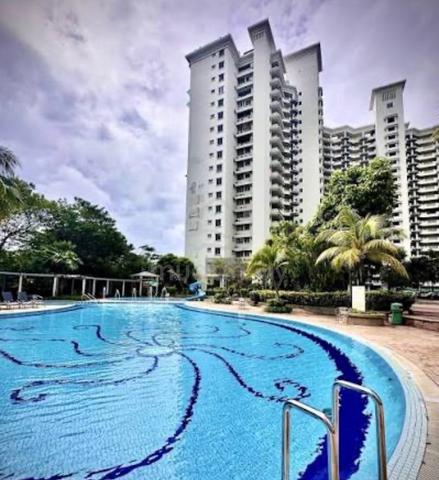 Marina Bay Condominium 1