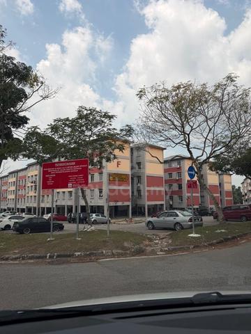 Flat Taman Pelangi Indah 1