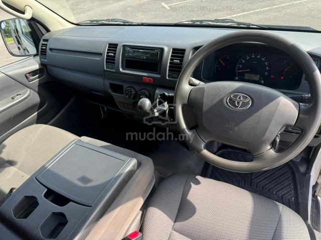 2015 Toyota HIACE 2.5 FACELIFT (M) Panel Van - 5