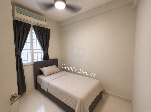 Cozy Single Room Non Sharing | Aircond | Wifi | Warm Shower 1