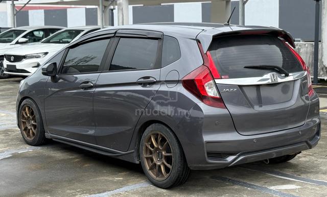 2015 Honda JAZZ 1.5 V (A) F/LOAN - 3