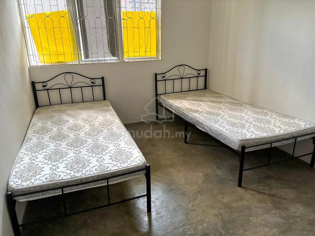 Room For Rent (Female only) - Immediate Move In - Seksyen 4 Shah Alam 5